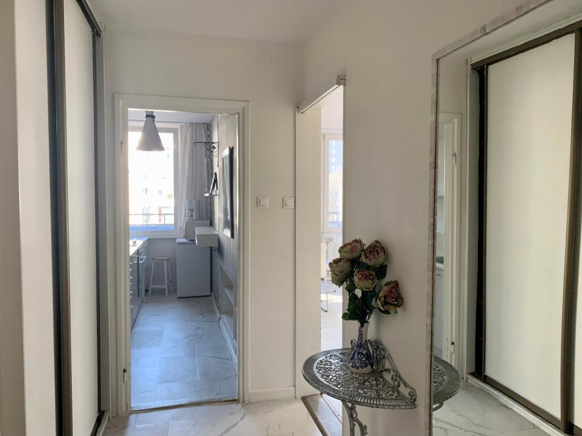 Perfect Location Two Bedrooms With Balkony Varsóvia Exterior foto