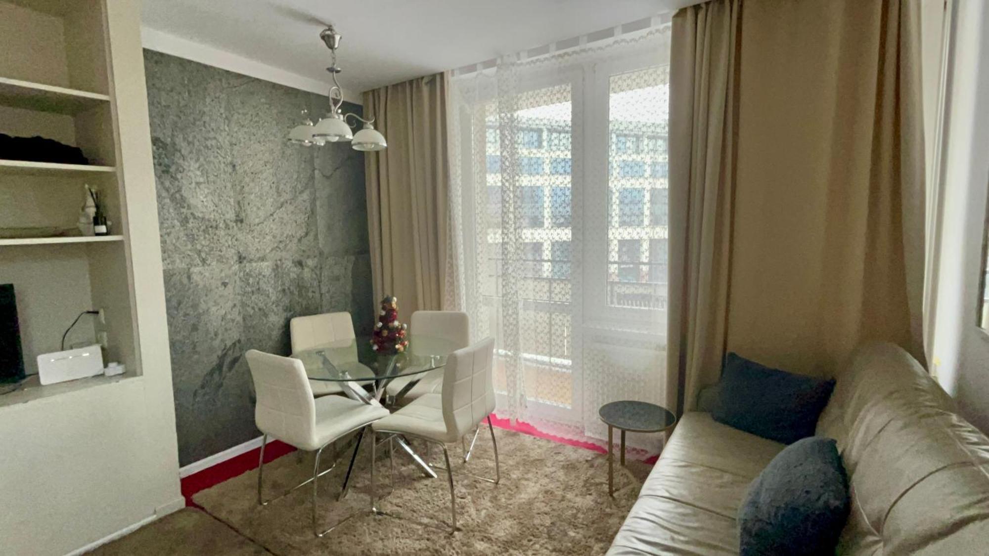 Perfect Location Two Bedrooms With Balkony Varsóvia Exterior foto